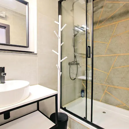 Feel Good * Ravna Gora