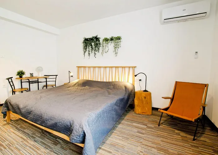 Feel Good * Ravna Gora