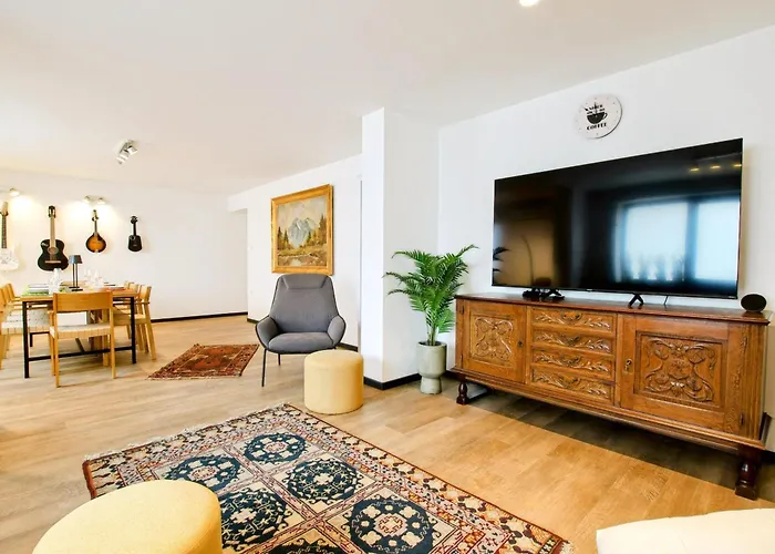 Feel Good * Ravna Gora